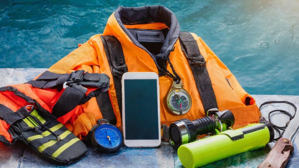 essential items for kayaking in Florida